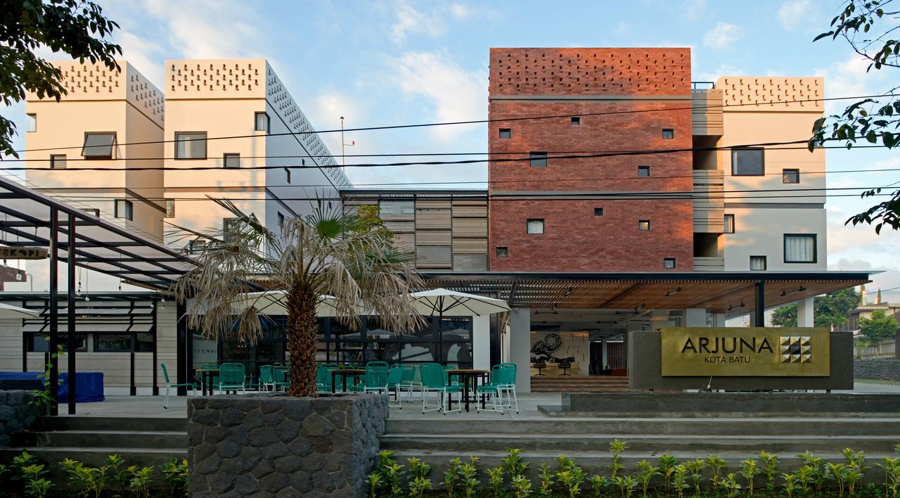 Arjuna Hotel Batu City 외부 사진
